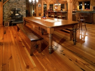 Reclaimed Heart Pine Plainsawn Knots and Nail Holes Flooring
