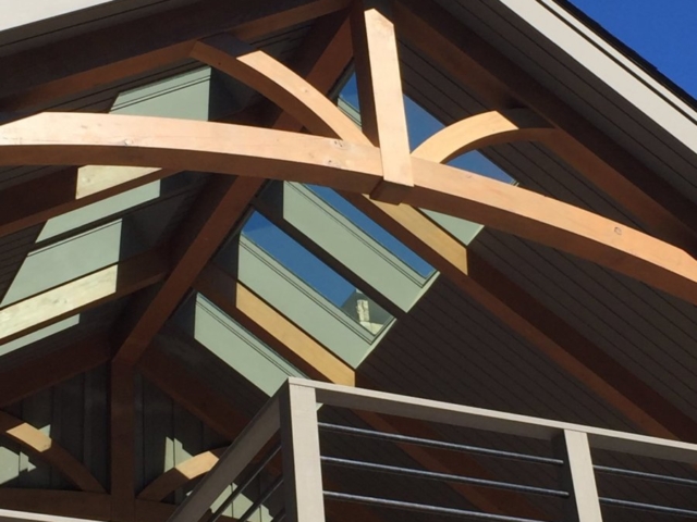 Douglas Fir Curved Bottom Trusses