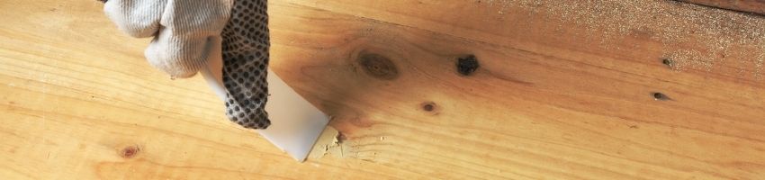 What really is the difference between wood putty and wood filler?