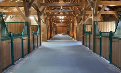 Horse barn timber frame traditional mortise and tennon joinery Material : New Douglas Fir No 1 and better RFKD