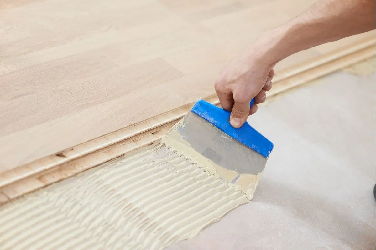 Glue Down Wood Flooring Vs Floating Flooring Guide by Cinvex