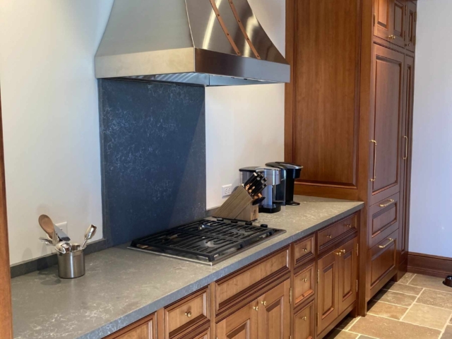 Reclaimed Heart Pine Vertical Grain Kitchen Cabinets - Kitchen