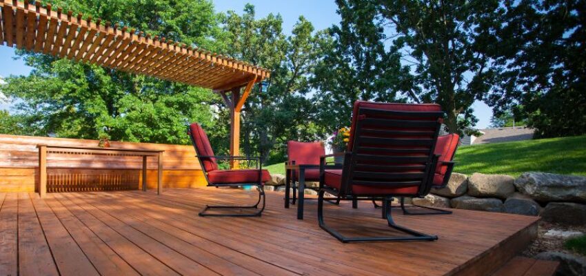 The aesthetic value of your deck and outdoor area can be significantly improved by installing a pergola as a focal point.