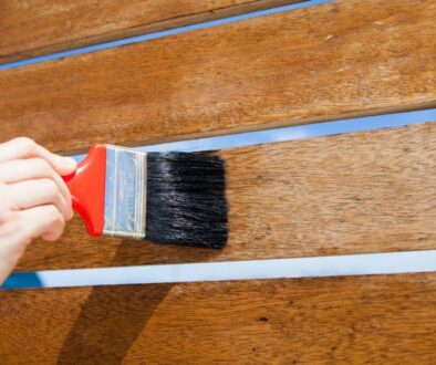 An expert person seals up the wood’s surface to prevent it from soaking up water and moisture from the environment.