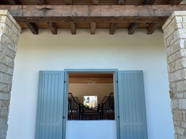 Reclaimed Douglas Fir Natural Patina Beams - Horse Stable
