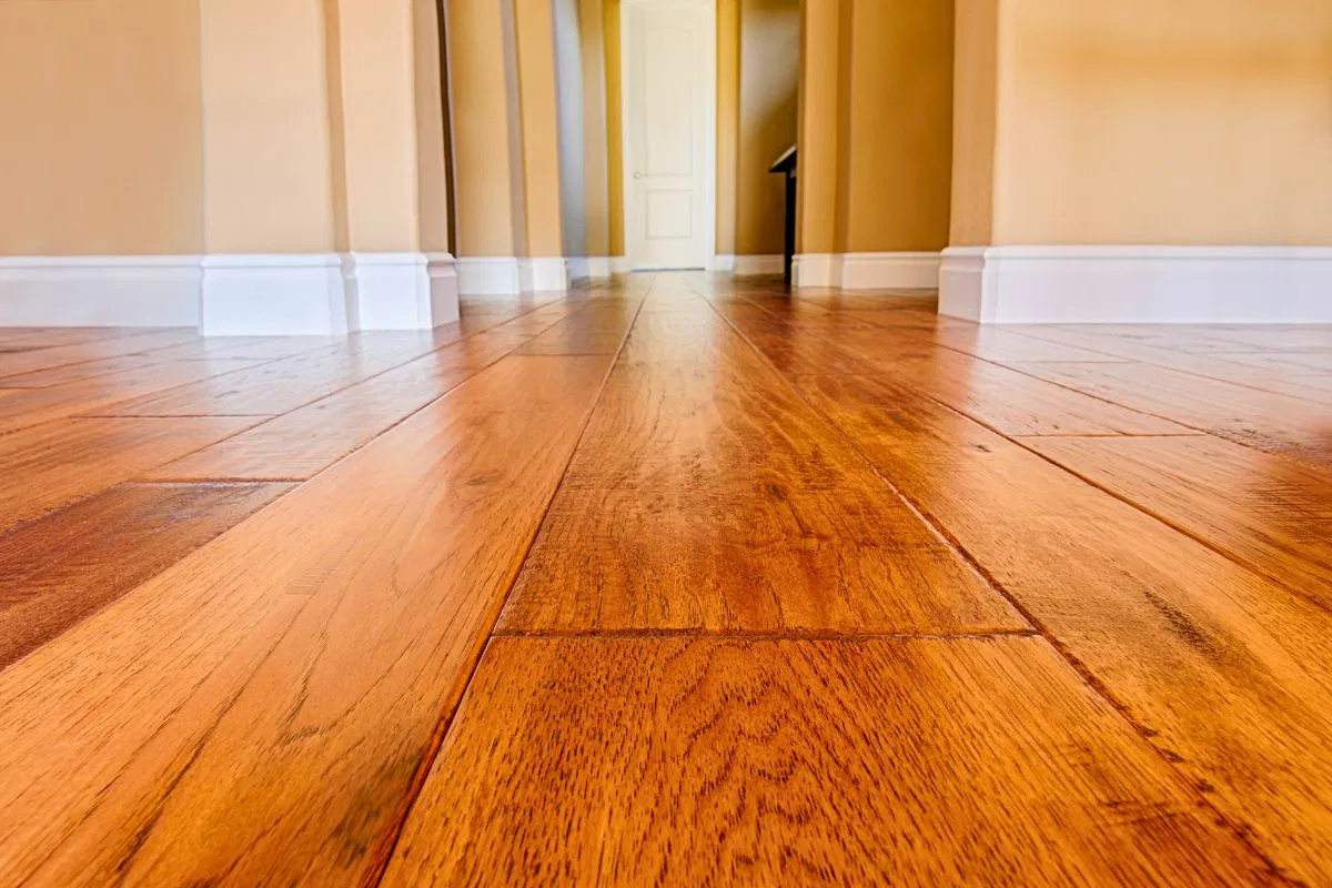 Solid Hardwood vs. Engineered Hardwood (2) Natural wood brings timeless beauty.