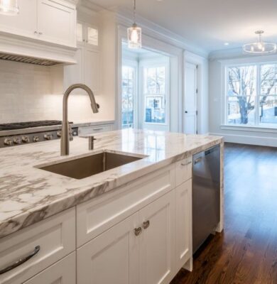 The right cabinet color brings out the beauty of your flooring while maintaining brightness and visual balance.